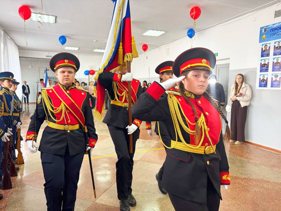 ��������� �������: �������, 14 �������, � ���� ������� ��������� ����������, ��������������� ������ � ���������, � ����������� ������� ����� ��. ������ �. �. ���������� ������������� ��������� ���������� � ������ �������� 5...