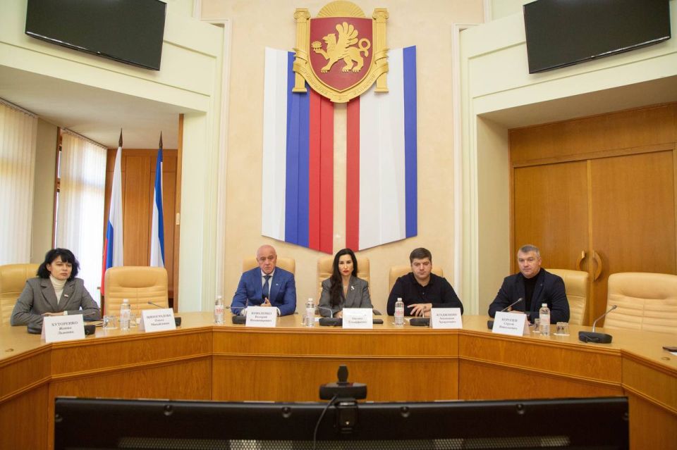 Депутаты Крымского парламента приняли участие в правительственном часе Государственной Думы РФ Депутаты Крымского парламента приняли участие в правительственном часе Государственной Думы РФ