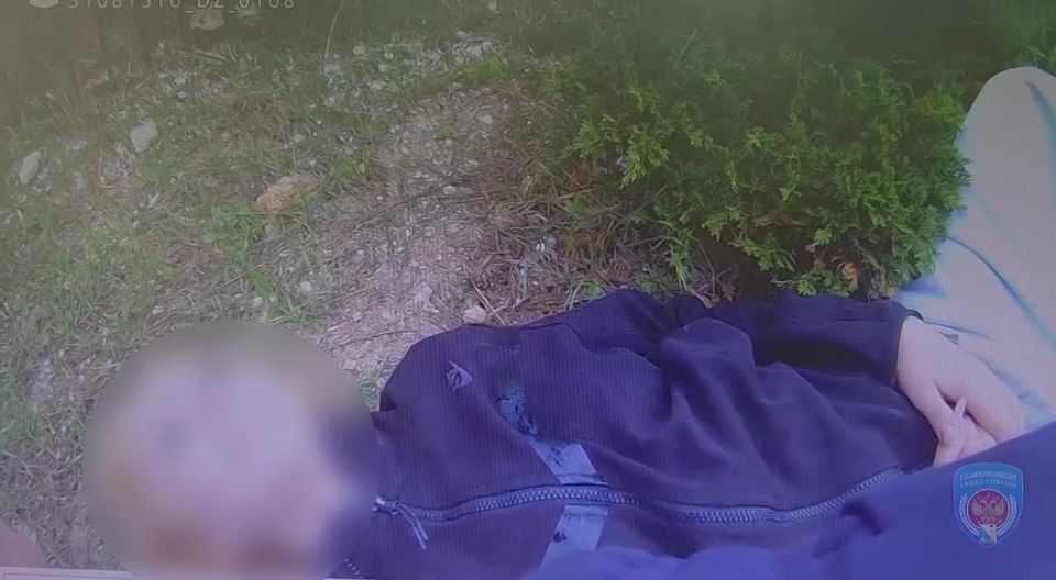 Опасную поездку подростков в школу на питбайке пресекли сотрудники Госавтоинспекции в Севастополе