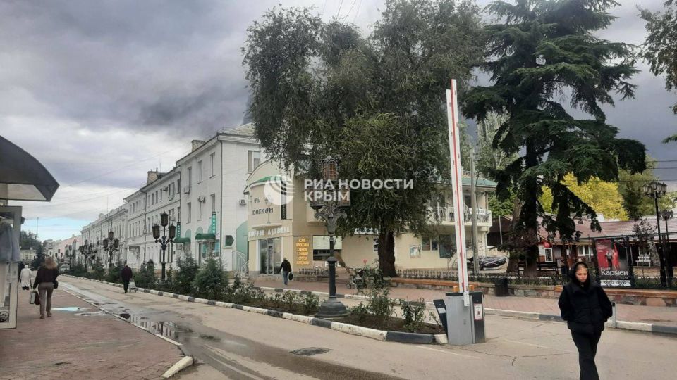 Обстановка в Феодосии сейчас – на кадрах РИА Новости Крым Обстановка в Феодосии сейчас – на кадрах РИА Новости Крым