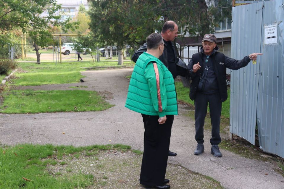 Владислав Хаджиев: На территории района расположено 34 школы, 20 детских садов Владислав Хаджиев: На территории района расположено 34 школы, 20 детских садов