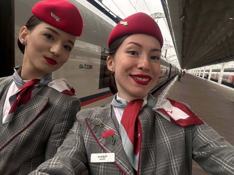 В вузах Росжелдора подвели итоги третьего трудового семестра! Летом 2025 года на целину отправились больше 7 тысяч бойцов из 221 студенческого отряда В вузах Росжелдора подвели итоги третьего трудового семестра! Летом 2025 года на целину отправились больше 7 тысяч бойцов из 221 студенческого отряда