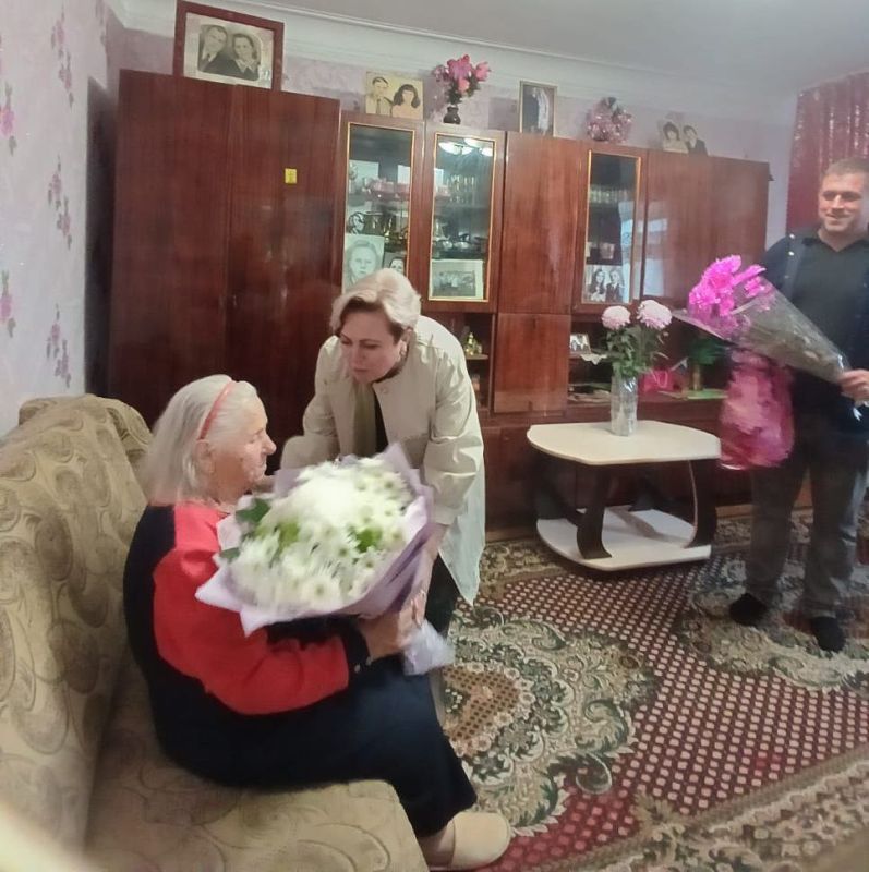 Ольга Урайкина: 14 октября 2025 года отметила свой Юбилейный 95-ый День Рождения жительница с. Плодовое - Ращупкина Мария Васильевна Ольга Урайкина: 14 октября 2025 года отметила свой Юбилейный 95-ый День Рождения жительница с. Плодовое - Ращупкина Мария Васильевна