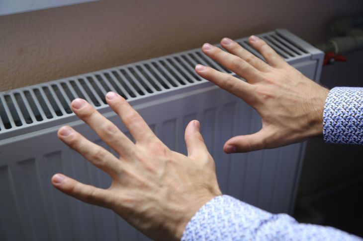 80% крымчан мерзнут дома без отопления