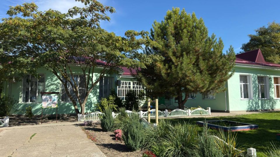  :          .. , ,  ,      -       