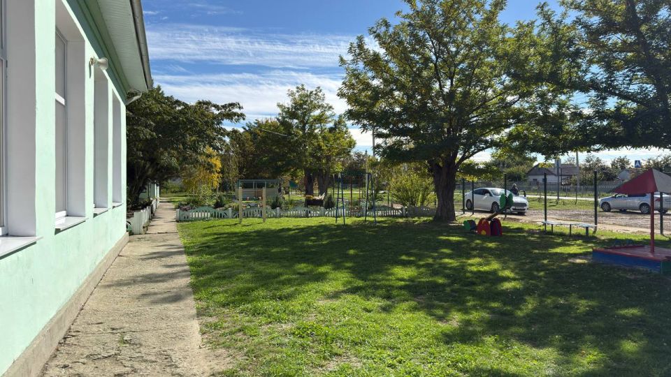  :          .. , ,  ,      -       