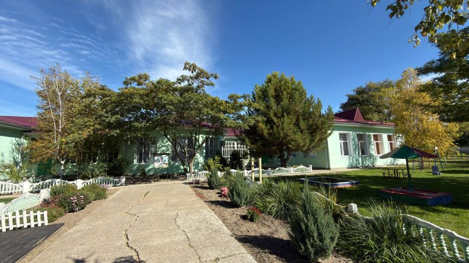  :          .. , ,  ,      -       