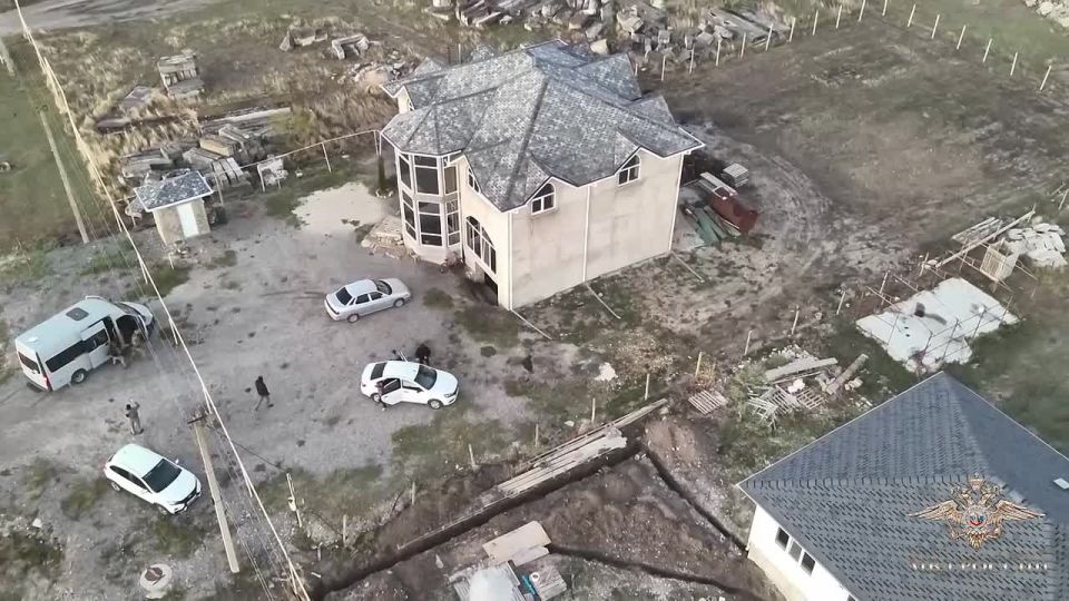 В Крыму задержали подозреваемых в разбойном нападении на семью