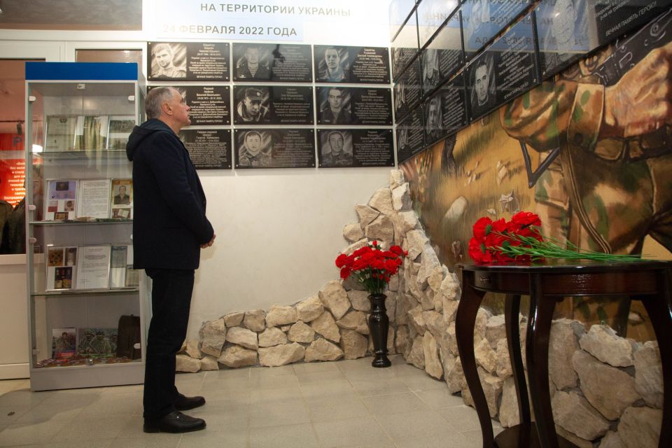 Владимир Константинов: Комплексное развитие Кировского района продолжается Владимир Константинов: Комплексное развитие Кировского района продолжается