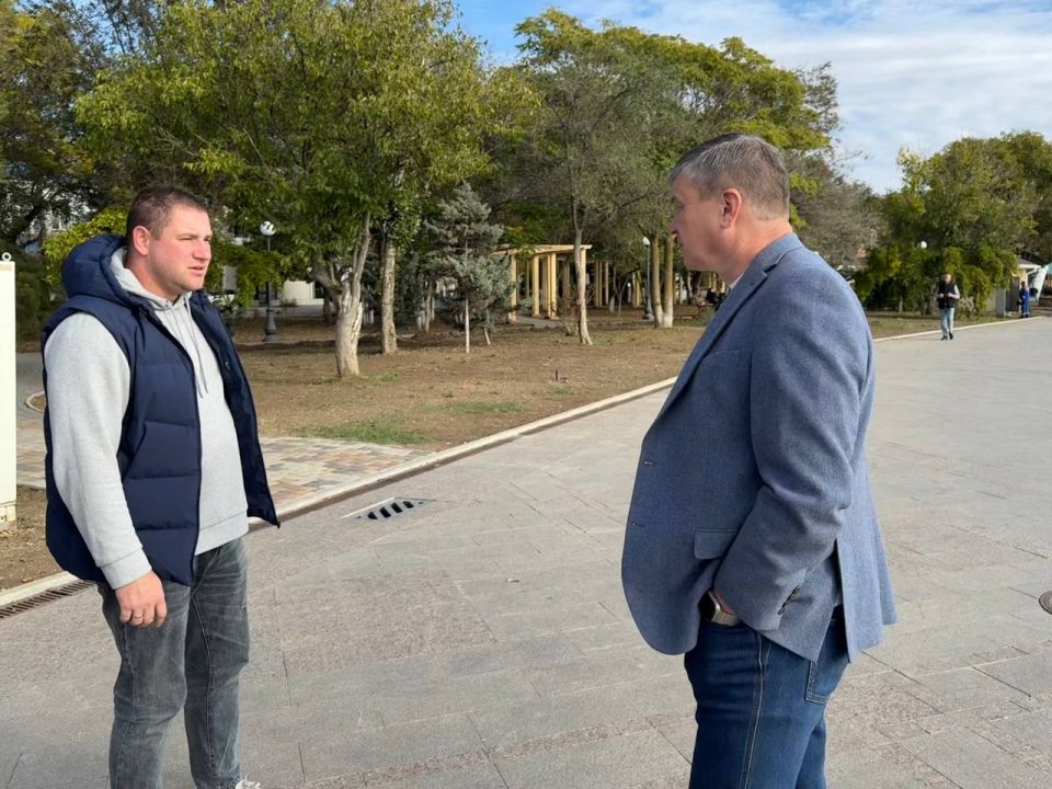 Александр Юрьев: В этом году свой непродолжительный отпуск провожу в лучшем городе черноморского побережья – Евпатории Александр Юрьев: В этом году свой непродолжительный отпуск провожу в лучшем городе черноморского побережья – Евпатории