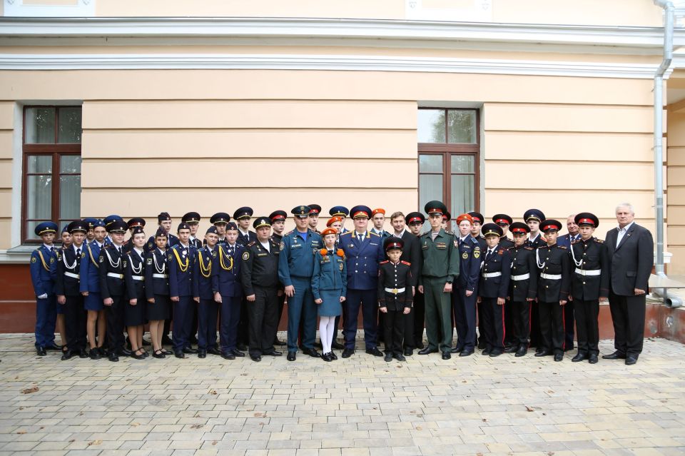 В Крыму состоялся турнир по шахматам среди учащихся профильных классов силовых ведомств региона В Крыму состоялся турнир по шахматам среди учащихся профильных классов силовых ведомств региона
