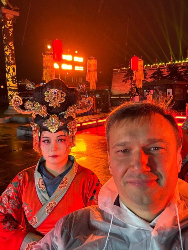 Константин Шимановский: Яркое завершение вчерашнего дня в Сиане Константин Шимановский: Яркое завершение вчерашнего дня в Сиане