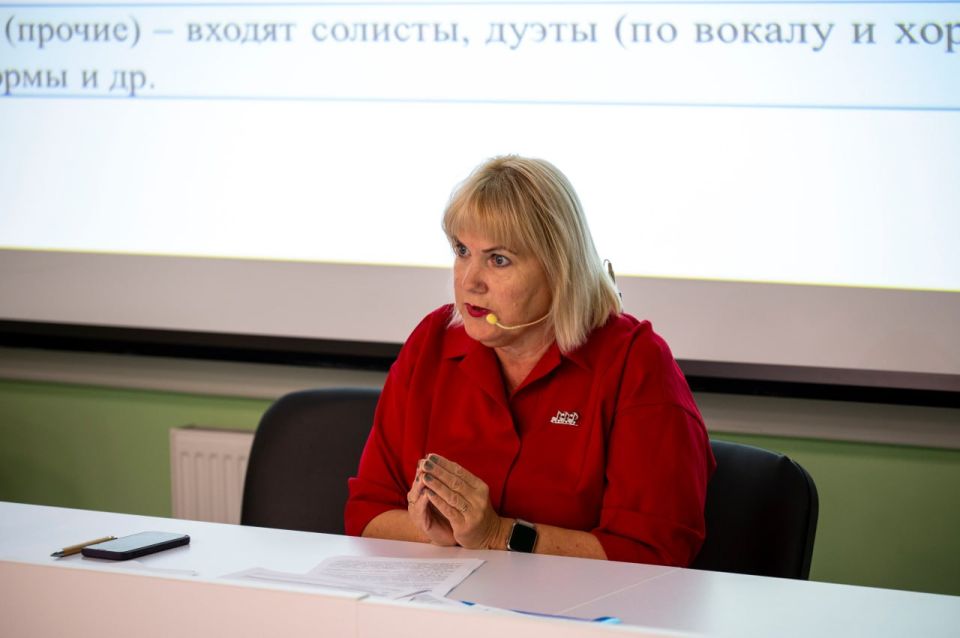 16 октября 2025 года в Многофункциональном культурном центре «Бухта Казачья» состоялся семинар на тему «Статистическая отчётность учреждений культурно-досугового типа: формы отчетов АИС и 7-НК» 16 октября 2025 года в Многофункциональном культурном центре «Бухта Казачья» состоялся семинар на тему «Статистическая отчётность учреждений культурно-досугового типа: формы отчетов АИС и 7-НК»