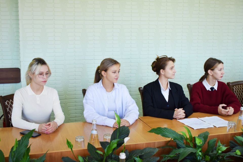 � ������������� ������ ������ � ������ ��������� ���������.������ ������ ������� ������� � �������� ��������