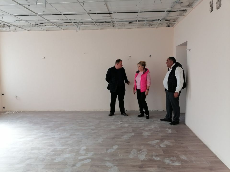 Светлана Маслова: В этом году в Ковыльненской школе им. А. Смолко проводится капитальный ремонт, ход которого мы осмотрели Светлана Маслова: В этом году в Ковыльненской школе им. А. Смолко проводится капитальный ремонт, ход которого мы осмотрели