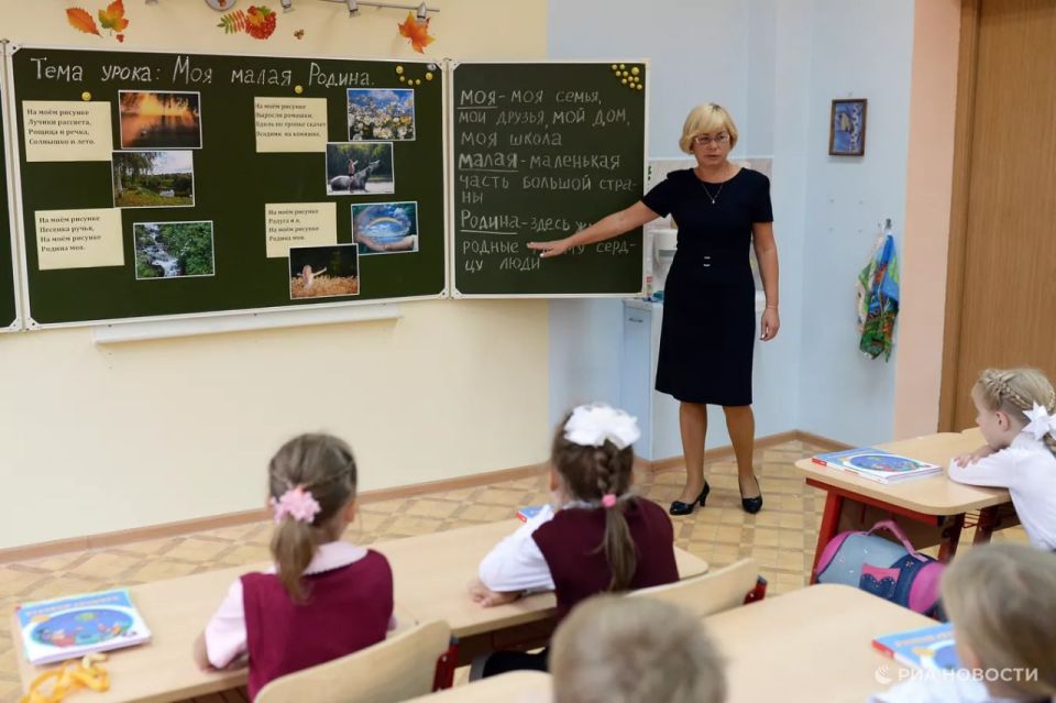 Введение 12-летнего обучения в школах: в Минпросвещения призвали оценить риски