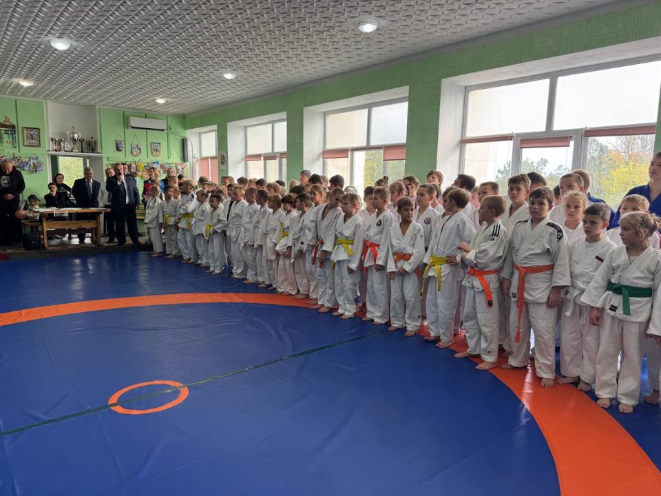 ����� ������: � �. ������� ����� ��������� �������� ���������� ������������� ������ �� ������ �����, ����������� ����� ���� ������������� ����������: ��� ���� � ���������� ��� �����