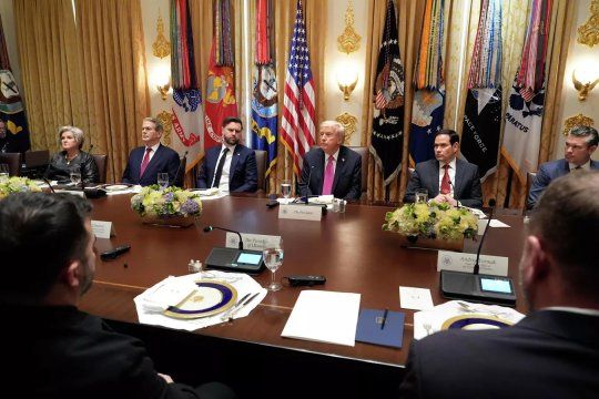  :    .             ,   