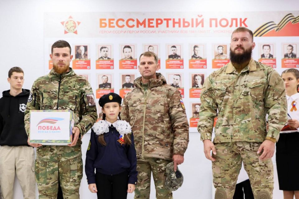 Альберт Куршутов: На базе средней общеобразовательной школы - детского сада N 36 в Симферополе стартовал масштабный проект «Герои России — гордость Крыма» Альберт Куршутов: На базе средней общеобразовательной школы - детского сада N 36 в Симферополе стартовал масштабный проект «Герои России — гордость Крыма»