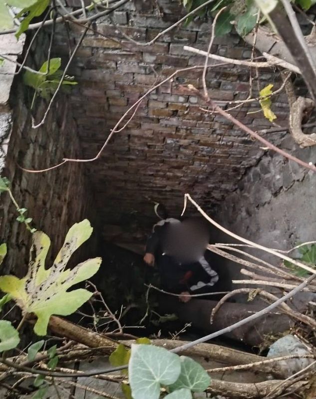 Мужчина упал в 4-х метровый колодец в Алуште