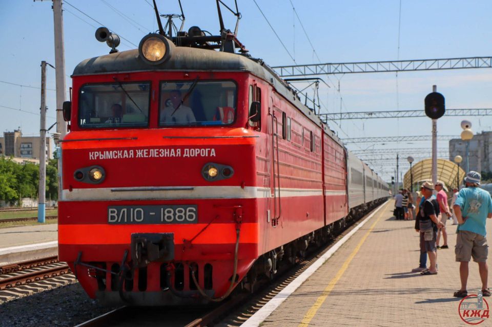 Железнодорожному движению в Евпаторию - 125 лет! Железнодорожному движению в Евпаторию - 125 лет!
