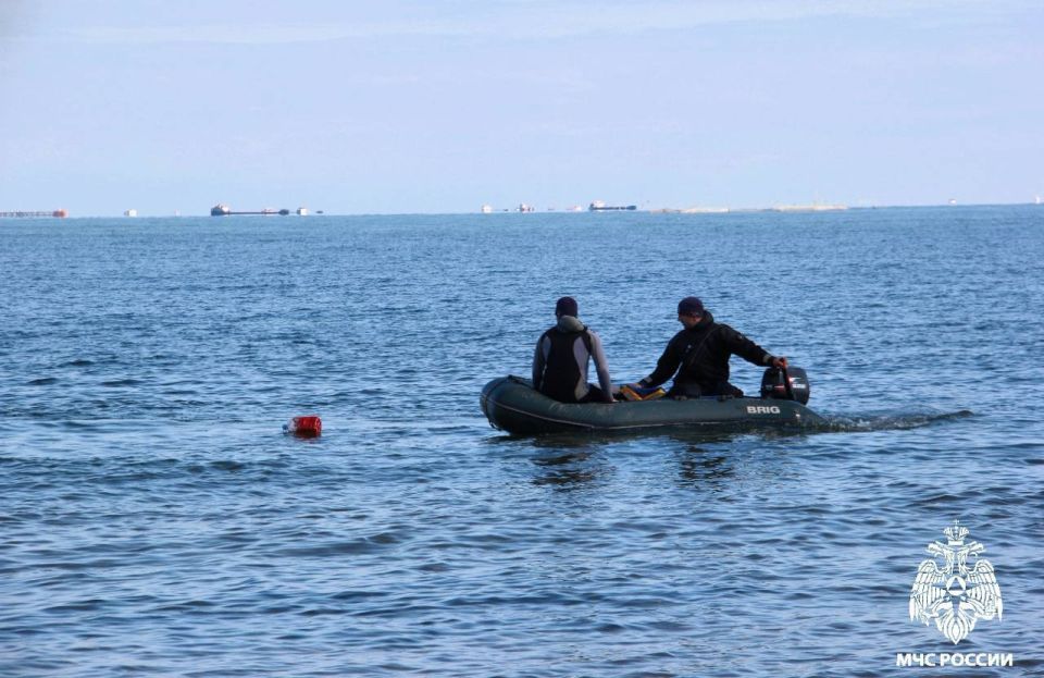 Пиротехники МЧС России обезвредили 26 взрывоопасных находок времен ВОВ в Азовском море Пиротехники МЧС России обезвредили 26 взрывоопасных находок времен ВОВ в Азовском море