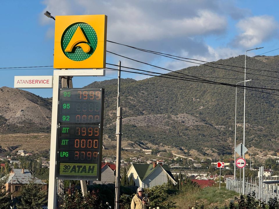 Кирилл Чебышев: Доброе утро, дорогие судакчане и гости округа! По ситуации с бензином к 09.00 21 октября