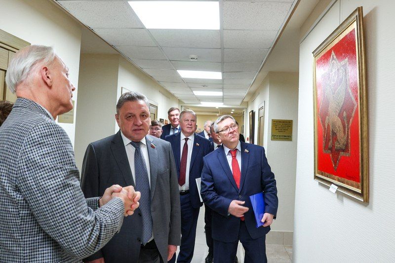 Екатерина Алтабаева: В Совете Федерации открылась выставка живописи и фалеристики «Херсонес Таврический – место силы и духа России» Екатерина Алтабаева: В Совете Федерации открылась выставка живописи и фалеристики «Херсонес Таврический – место силы и духа России»