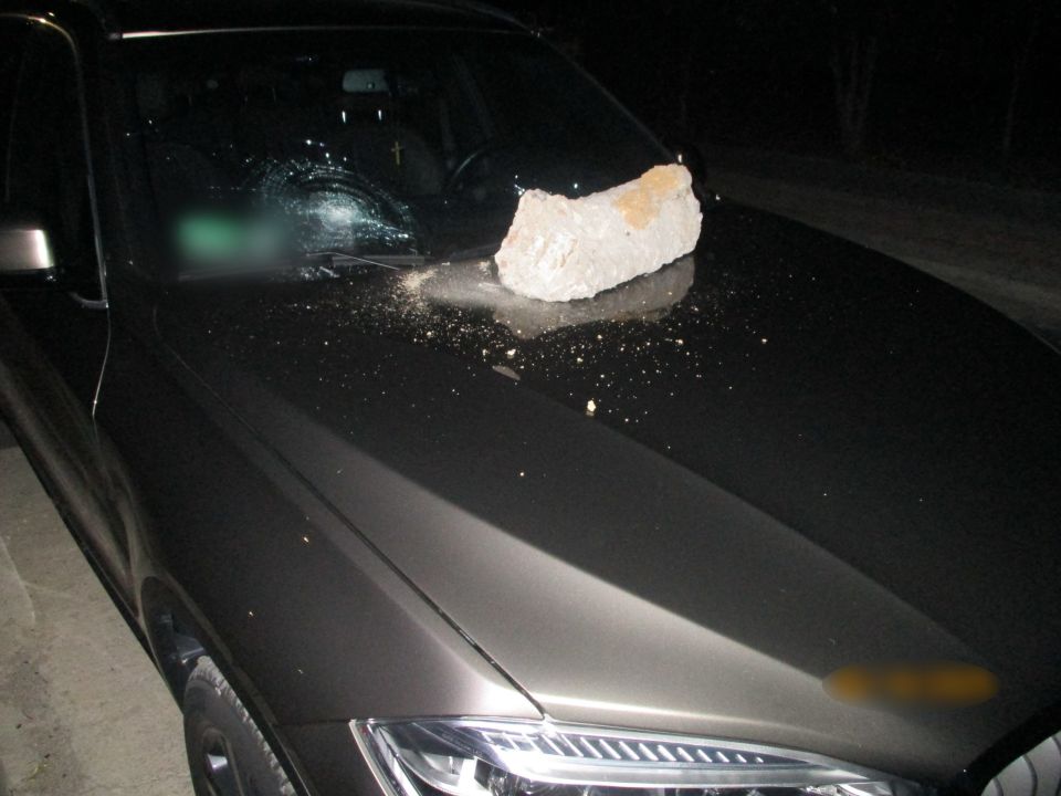 Евпаторийская полиция задержала подозреваемого в умышленной порче имущества Евпаторийская полиция задержала подозреваемого в умышленной порче имущества