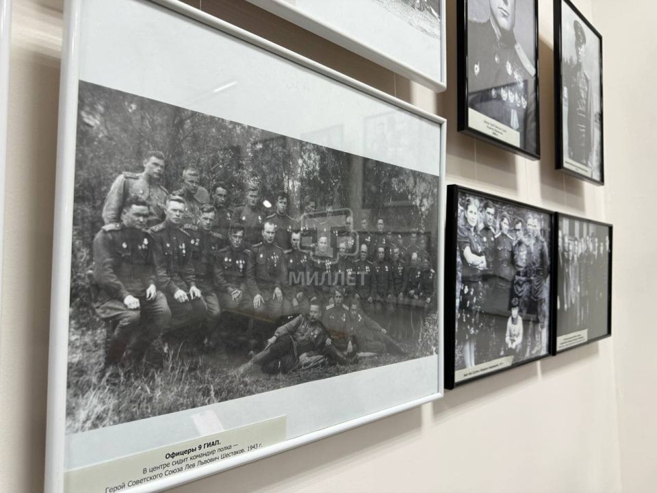 � ������ ������ �����������, ����������� 105-����� ������ ����� ���������� �����, ������-���������� ����-���� ������� � 80-����� ������ � ���