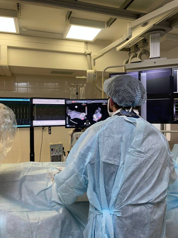 ������ ���������: � ��������� �������� �1 ������ ���������� ������������������� �������� �� ������ � �������������� 3D-���������