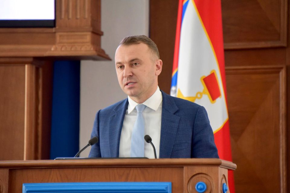 Владимир Немцев: Доклад о состоянии, проблемах и перспективах развития малого и среднего предпринимательства в городе Севастополе за 2024 год представил и.о. директора Департамента экономического развития города Севастополя... Владимир Немцев: Доклад о состоянии, проблемах и перспективах развития малого и среднего предпринимательства в городе Севастополе за 2024 год представил и.о. директора Департамента экономического развития города Севастополя...
