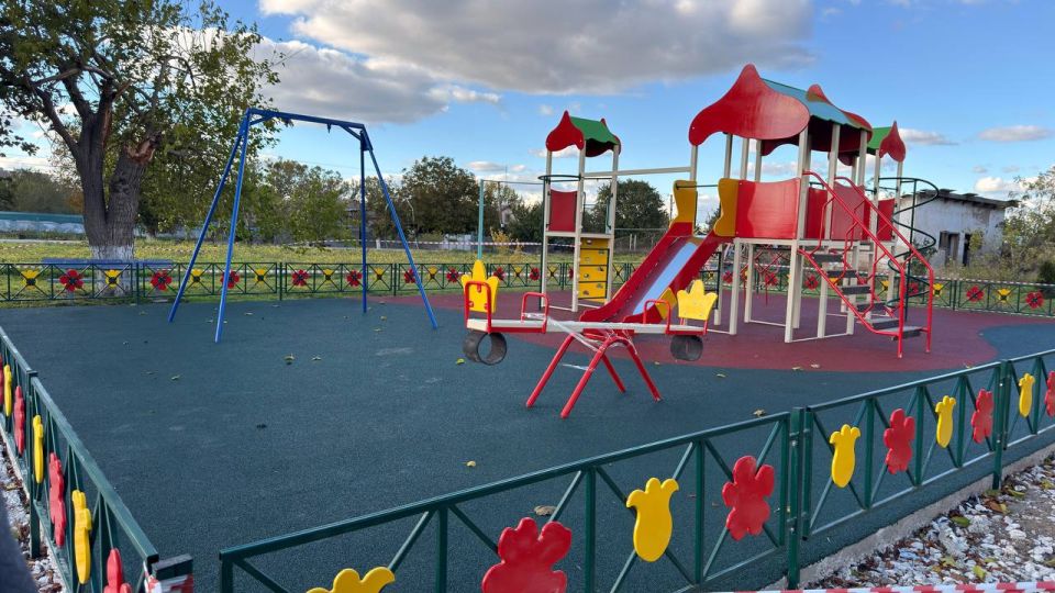 Антон Кравец: Провел мониторинг хода работ по установке детской игровой площадки в с.Новоивановка Антон Кравец: Провел мониторинг хода работ по установке детской игровой площадки в с.Новоивановка