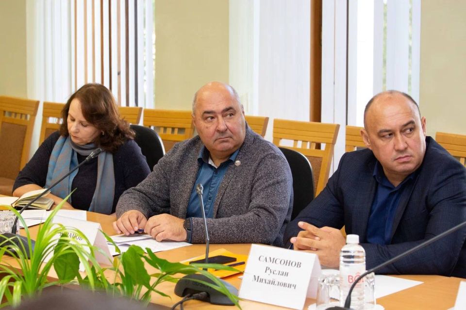 Анастасия Гридчина: В Государственном Совете Республики Крым состоялось заседание Комитета по народной дипломатии и межрегиональным связям, где ключевыми темами стали вопросы укрепления международного гуманитарного... Анастасия Гридчина: В Государственном Совете Республики Крым состоялось заседание Комитета по народной дипломатии и межрегиональным связям, где ключевыми темами стали вопросы укрепления международного гуманитарного...