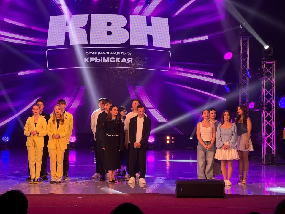 «Сборная курорта Евпатория» вышла в финал Крымской лиги КВН «Сборная курорта Евпатория» вышла в финал Крымской лиги КВН