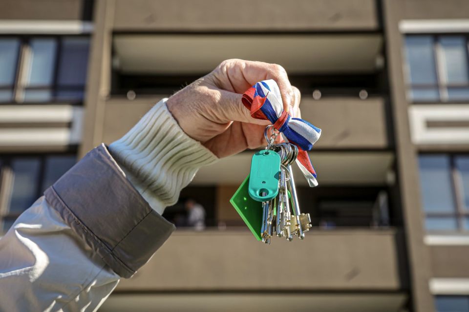  :                 2025  2026 