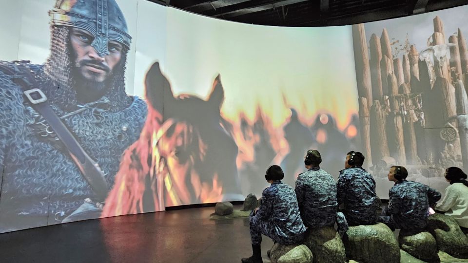 Росгвардейцы посетили новую экспозицию «Крестный отец» Росгвардейцы посетили новую экспозицию «Крестный отец»