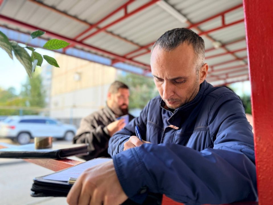 В Керчи продолжаются профилактические рейды по выявлению незаконной торговли В Керчи продолжаются профилактические рейды по выявлению незаконной торговли