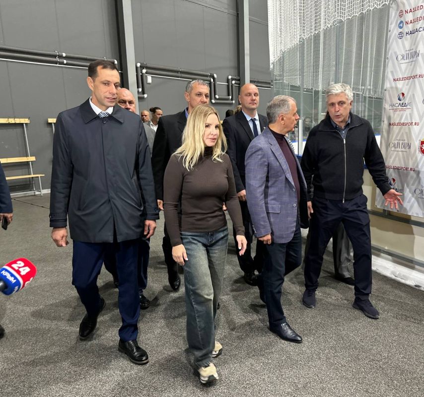 Ольга Торубарова: В рамках рабочего визита в город-Герой Керчь, Председатель Государственного Совета Республики Крым Владимир Андреевич Константинов посетил Школу Зимних Видов Спорта Ильи Авербуха «Наследие» Ольга Торубарова: В рамках рабочего визита в город-Герой Керчь, Председатель Государственного Совета Республики Крым Владимир Андреевич Константинов посетил Школу Зимних Видов Спорта Ильи Авербуха «Наследие»