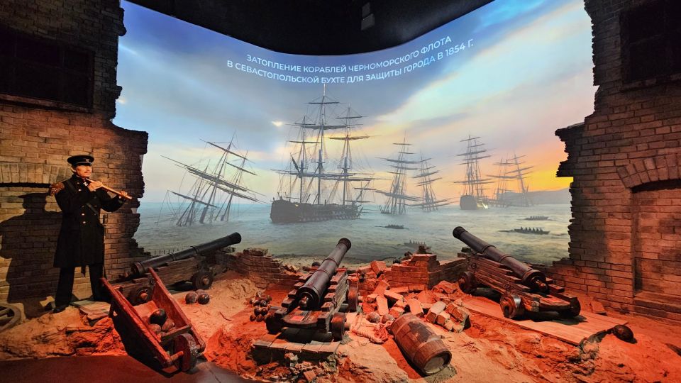 Росгвардейцы посетили новую экспозицию «Крестный отец» Росгвардейцы посетили новую экспозицию «Крестный отец»