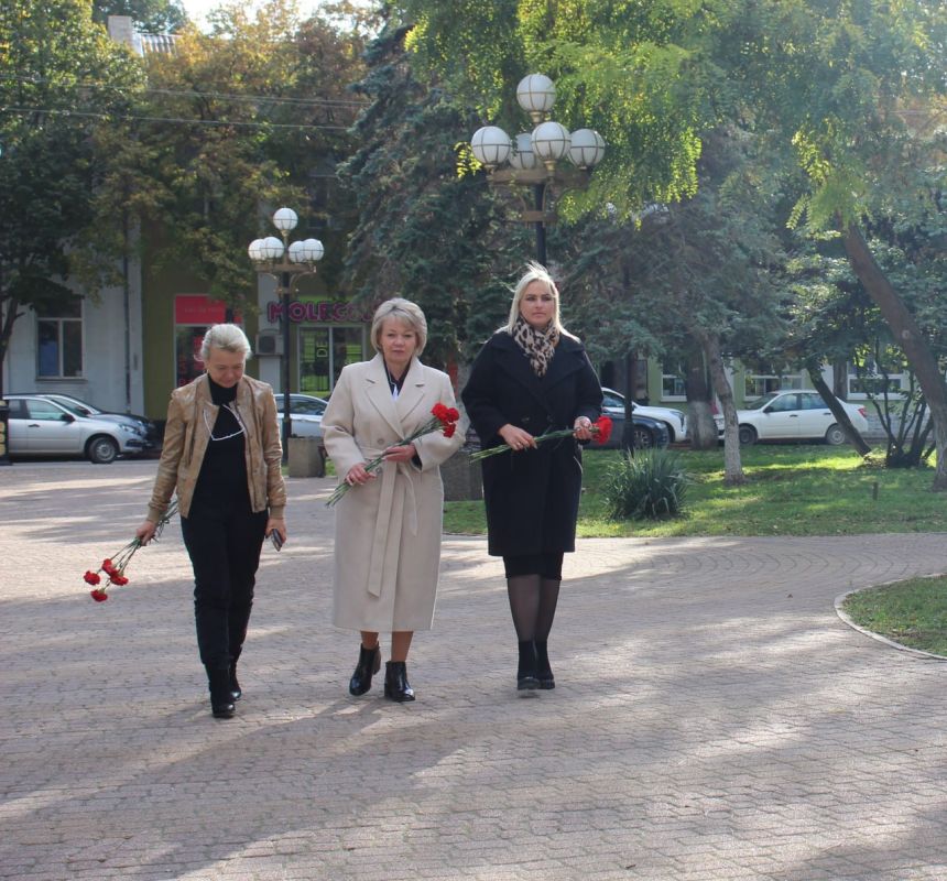 В Керчи почтили память крымских партизан и подпольщиков В Керчи почтили память крымских партизан и подпольщиков