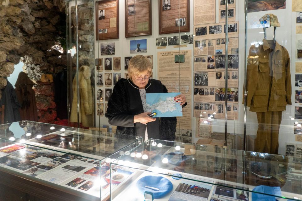 23 ОКТЯБРЯ В РЕСПУБЛИКЕ КРЫМ ОТМЕЧАЕТСЯ ПАМЯТНАЯ ДАТА -ДЕНЬ ПАМЯТИ И СЛАВЫ КРЫМСКИХ ПАРТИЗАН И ПОДПОЛЬЩИКОВ 23 ОКТЯБРЯ В РЕСПУБЛИКЕ КРЫМ ОТМЕЧАЕТСЯ ПАМЯТНАЯ ДАТА -ДЕНЬ ПАМЯТИ И СЛАВЫ КРЫМСКИХ ПАРТИЗАН И ПОДПОЛЬЩИКОВ