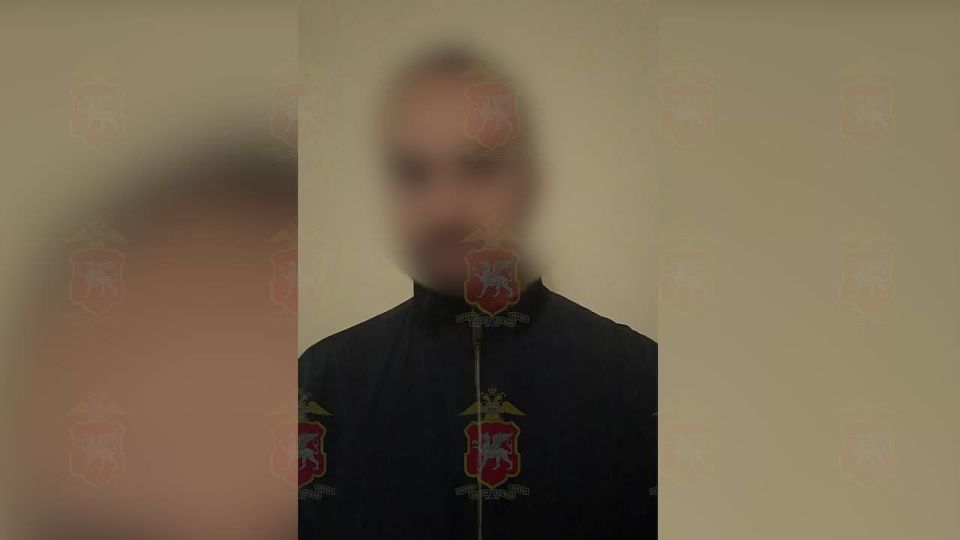 В Евпатории мужчина устроил “салютное шоу” и попал на штраф — праздник отменяется