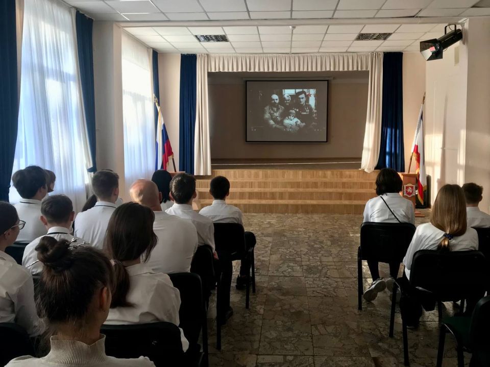 Патриотический проект «Герои России – гордость Крыма» Патриотический проект «Герои России – гордость Крыма»