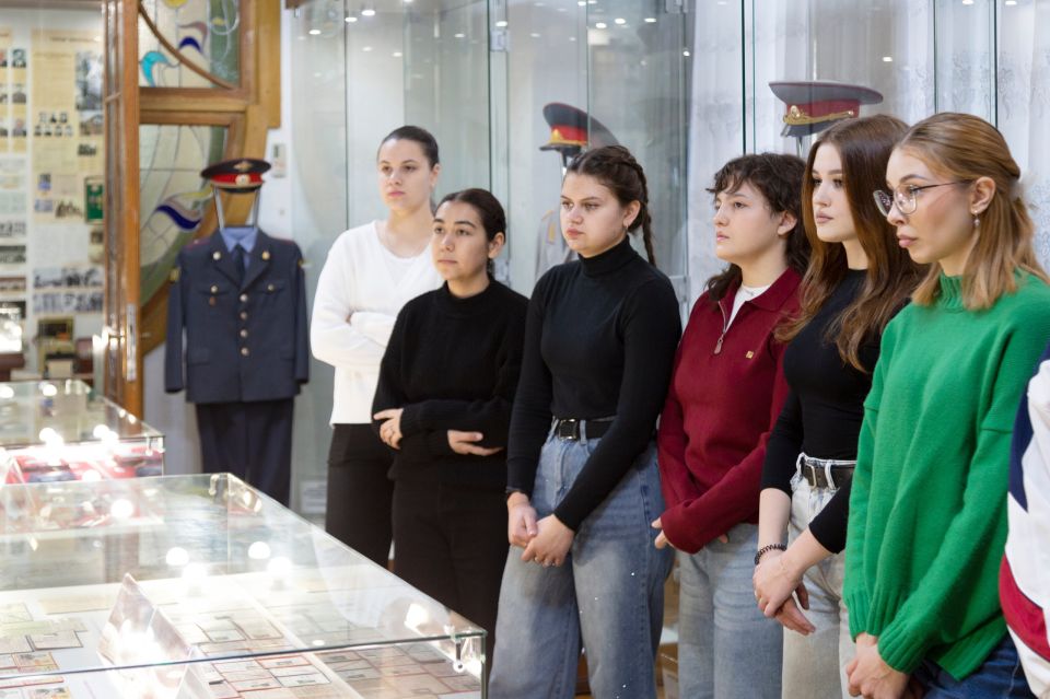 23 ОКТЯБРЯ В РЕСПУБЛИКЕ КРЫМ ОТМЕЧАЕТСЯ ПАМЯТНАЯ ДАТА -ДЕНЬ ПАМЯТИ И СЛАВЫ КРЫМСКИХ ПАРТИЗАН И ПОДПОЛЬЩИКОВ 23 ОКТЯБРЯ В РЕСПУБЛИКЕ КРЫМ ОТМЕЧАЕТСЯ ПАМЯТНАЯ ДАТА -ДЕНЬ ПАМЯТИ И СЛАВЫ КРЫМСКИХ ПАРТИЗАН И ПОДПОЛЬЩИКОВ