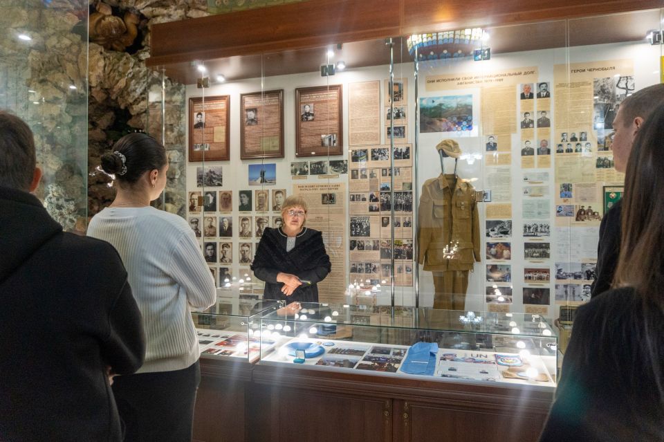 23 ОКТЯБРЯ В РЕСПУБЛИКЕ КРЫМ ОТМЕЧАЕТСЯ ПАМЯТНАЯ ДАТА -ДЕНЬ ПАМЯТИ И СЛАВЫ КРЫМСКИХ ПАРТИЗАН И ПОДПОЛЬЩИКОВ