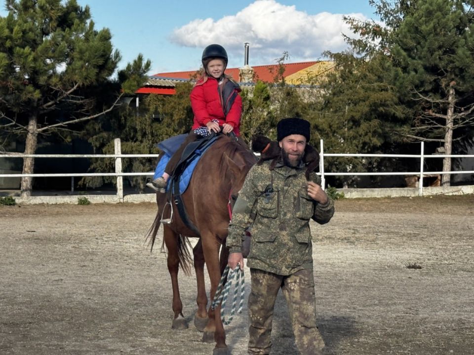 Память поколений: уроки мужества и чести под руководством МЧС России Память поколений: уроки мужества и чести под руководством МЧС России