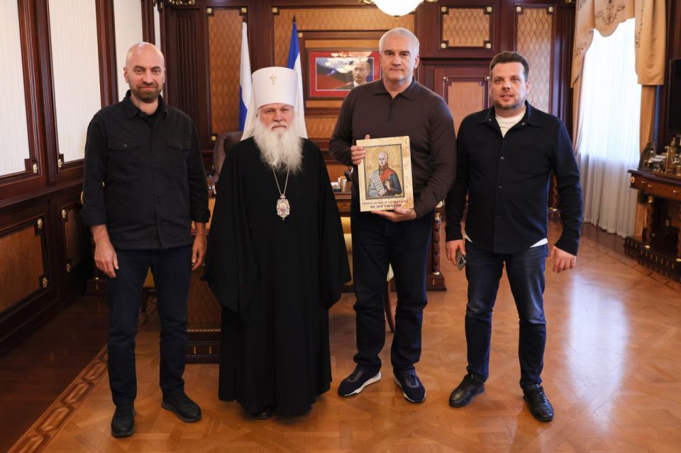  :        ,   -              ...