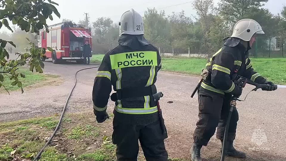 Сотрудники МЧС России ликвидировали возгорание автомобиля