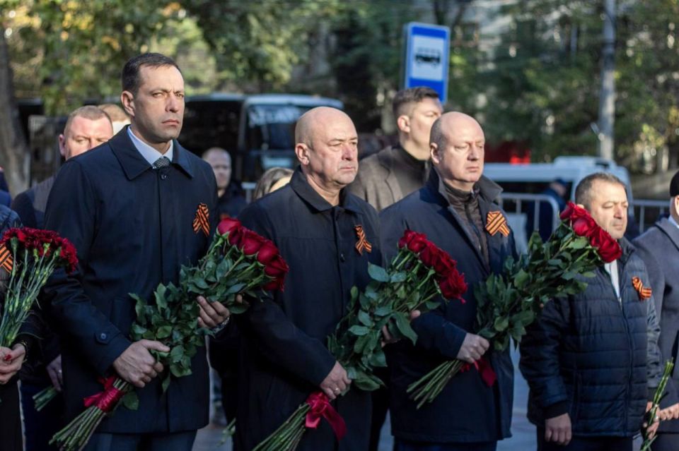 Михаил Назаров: Крымские партизаны и подпольщики внесли значительный вклад в освобождение полуострова от немецко-фашистских захватчиков Михаил Назаров: Крымские партизаны и подпольщики внесли значительный вклад в освобождение полуострова от немецко-фашистских захватчиков
